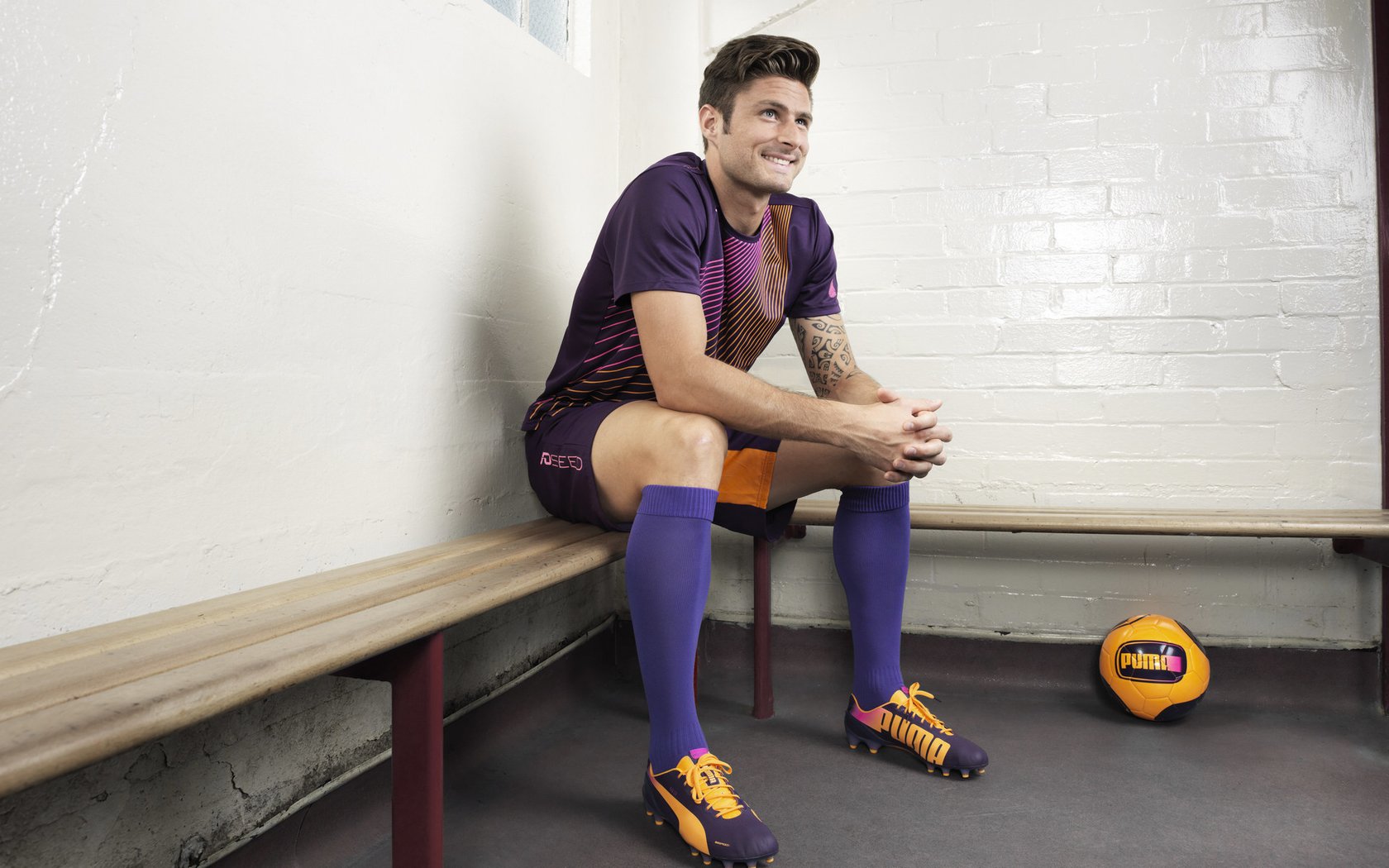 华体会平台-战术创新：顶级球队的“秘笈”曝光，战术peq